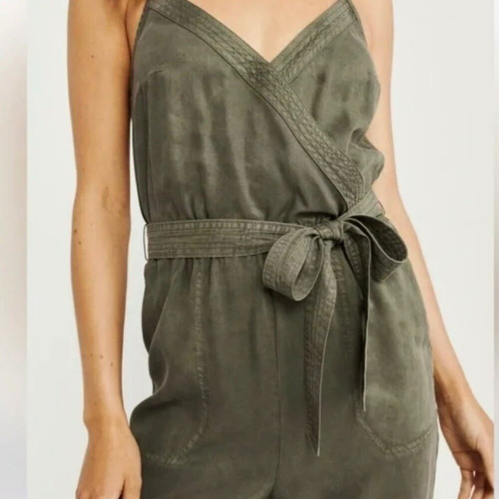 Olive V-Neck Tie-Waist Jumpsuit - Picture 2 of 14